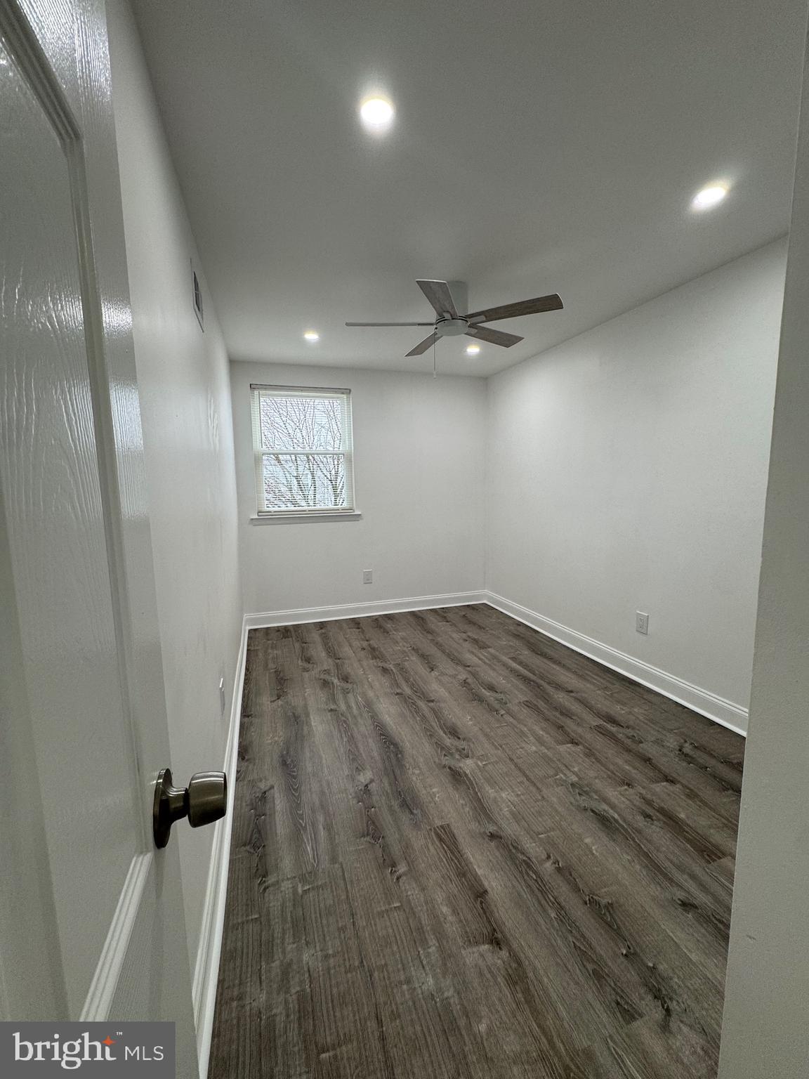9762 Hilspach Street Philadelphia, PA 19115 - Photo 9 of 12
