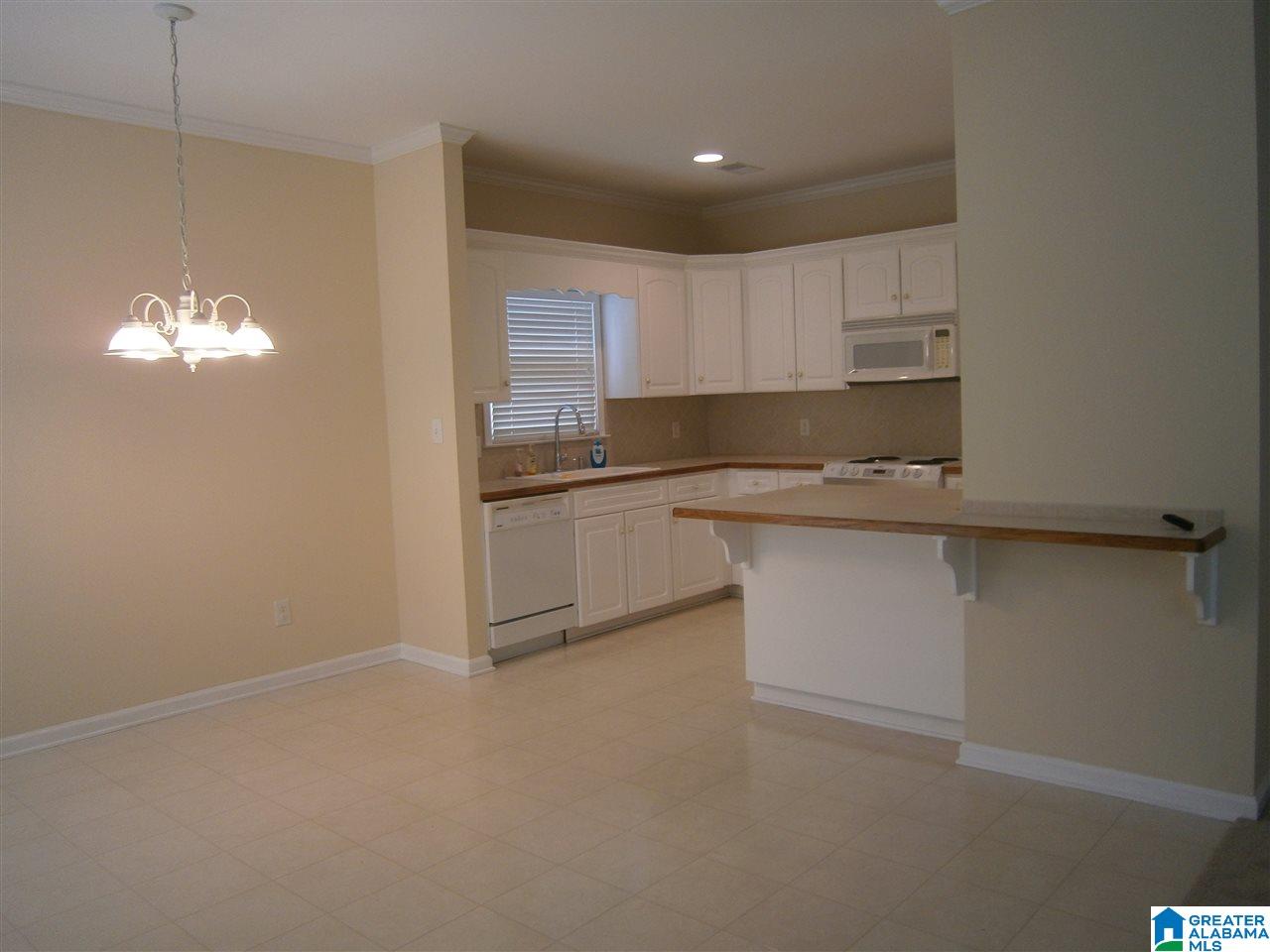 215 Beaver Crest Pelham, AL 35124 - Photo 8 of 19