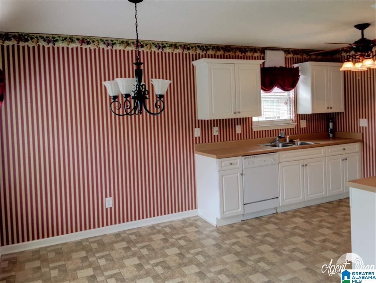 3450 Jeanne Lane Bessemer, AL 35023 - Photo 5 of 24