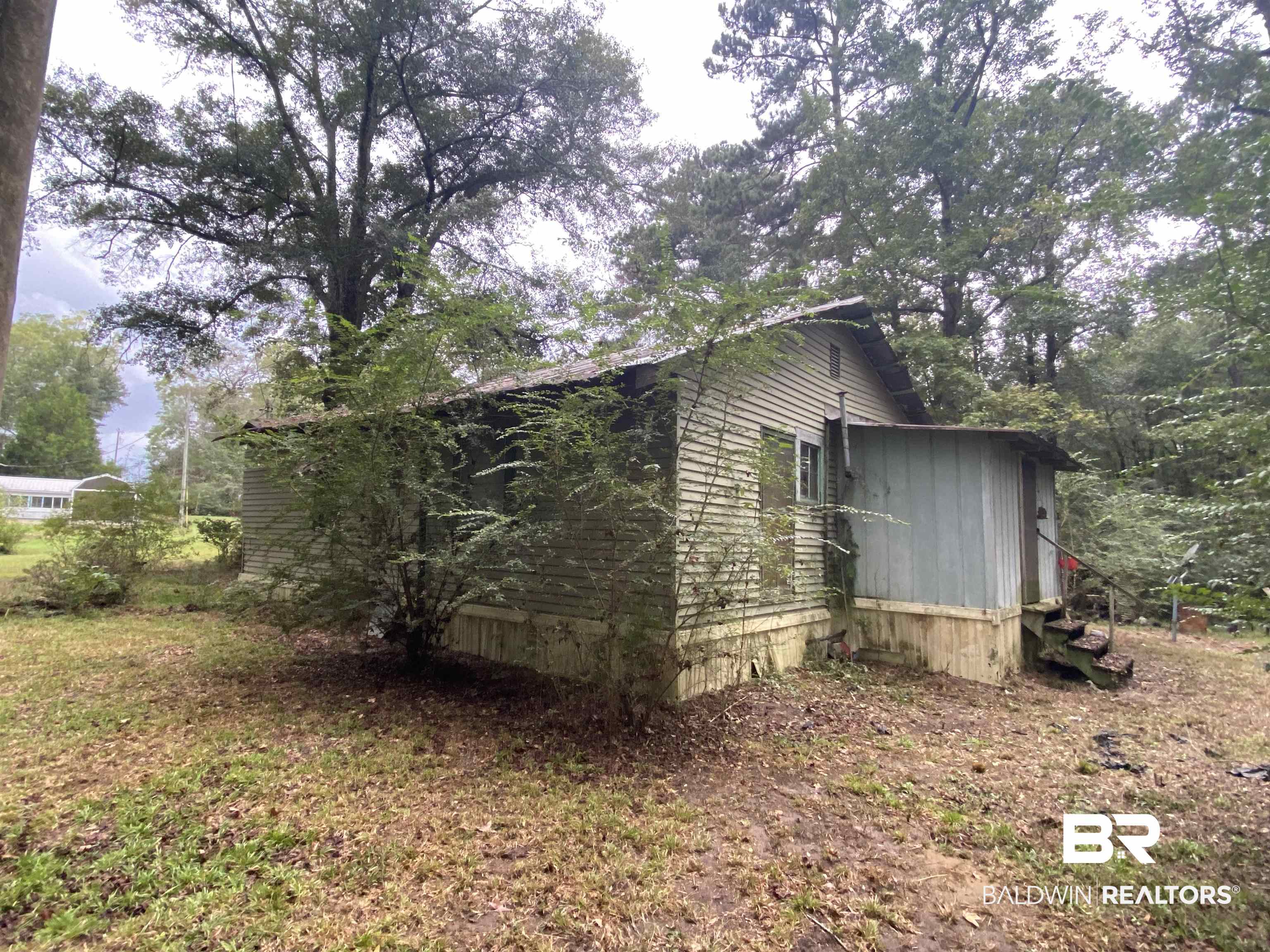 96 Russell Lane Brewton, AL 36426 - Photo 4 of 6