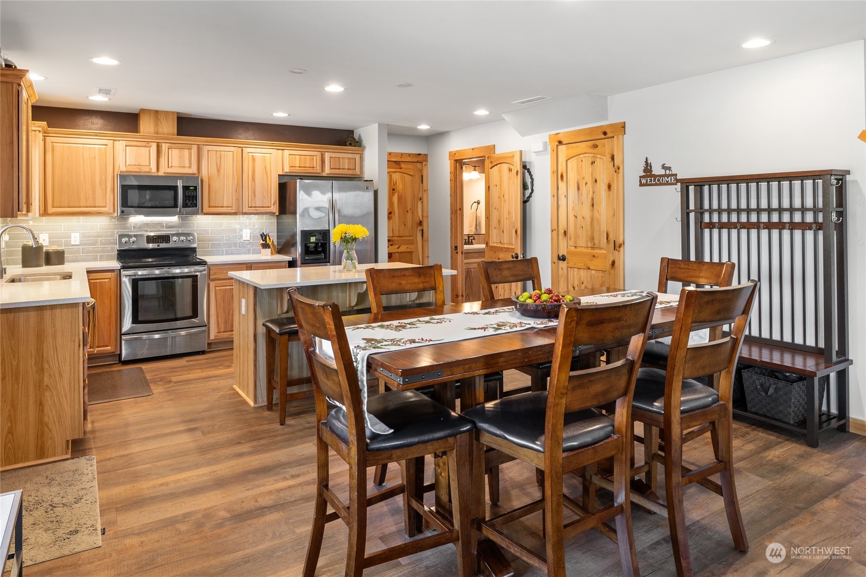 50 Raintree Lane, Unit 4 Ronald, WA 98940 - Photo 11 of 28 a view of a dining room with furniture kitchen and stainless steel appliances