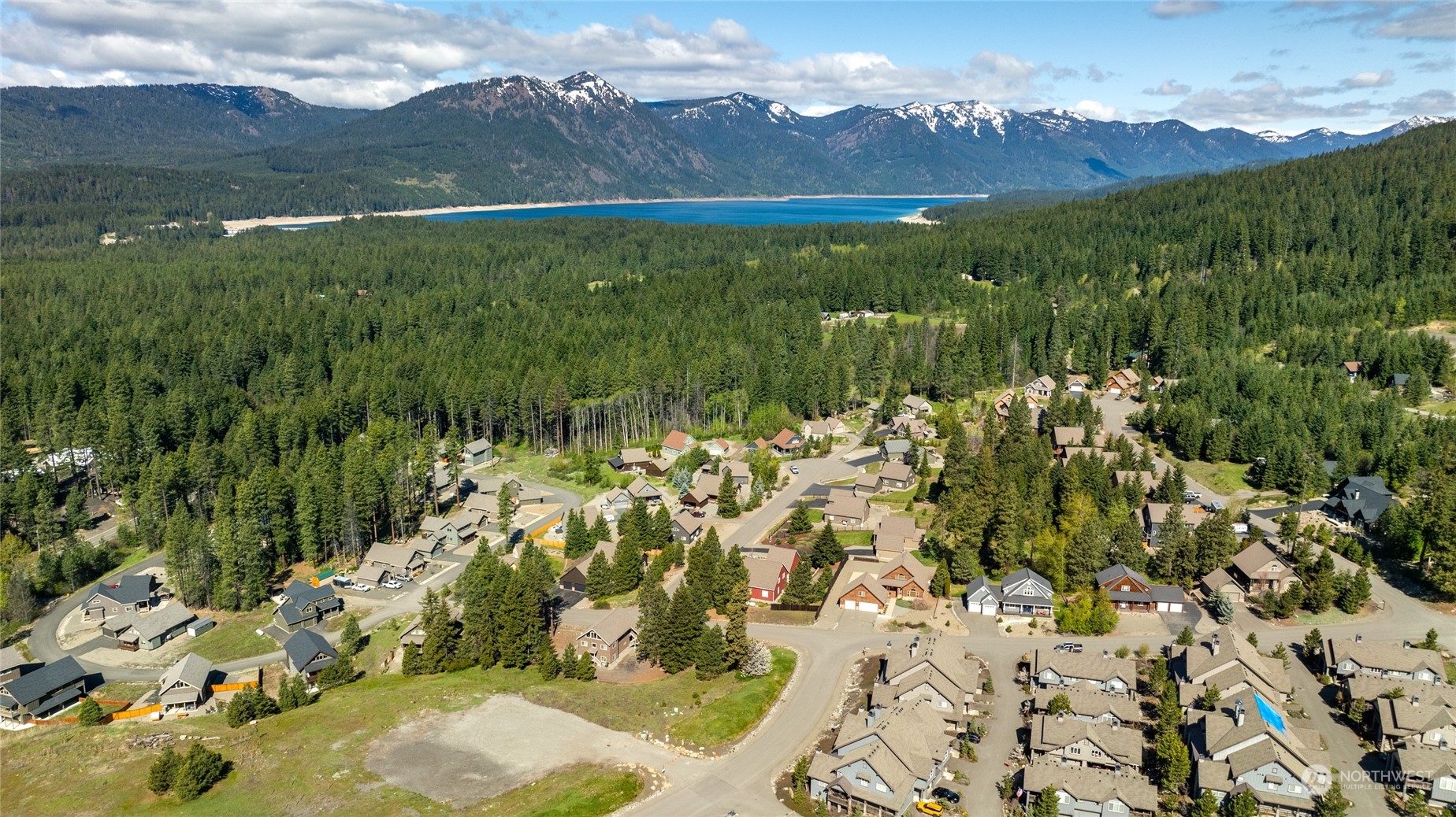 50 Raintree Lane, Unit 4 Ronald, WA 98940 - Photo 18 of 28 a view of lake with mountain