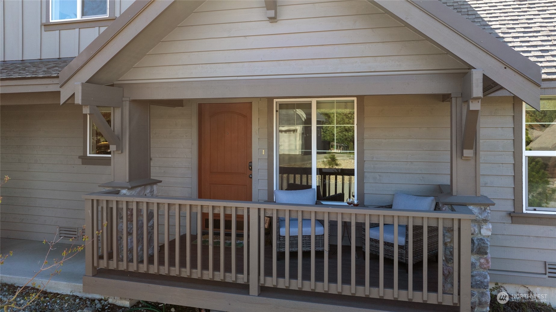 50 Raintree Lane, Unit 4 Ronald, WA 98940 - Photo 4 of 28 an entrance view of a house
