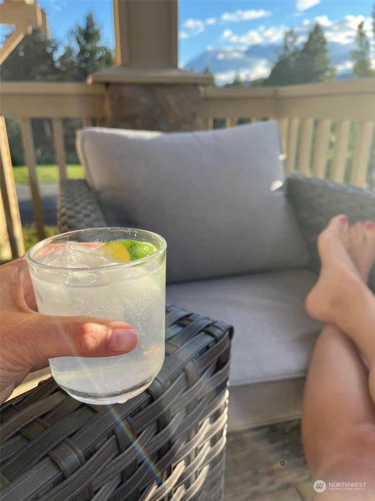 50 Raintree Lane, Unit 4 Ronald, WA 98940 - Photo 7 of 28 a view of a living room and a wooden floor