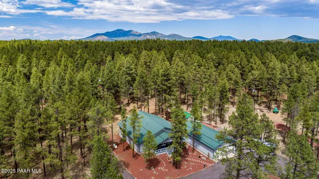 $765,000 | 7291 East Jolly Rogue Lane, Williams, AZ 86046