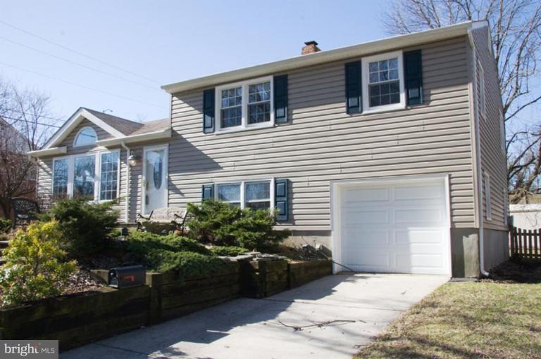 5 Tenbury Road Lutherville-Timonium, MD 21093 - Photo 1 of 30 Exterior (Main)