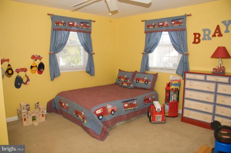 5 Tenbury Road Lutherville-Timonium, MD 21093 - Photo 3 of 30 Bedroom #2