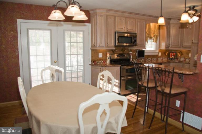 5 Tenbury Road Lutherville-Timonium, MD 21093 - Photo 7 of 30 Dining Room #2