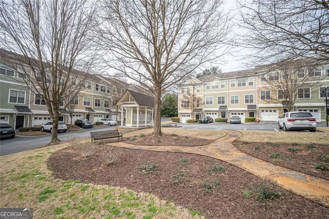 $2,750 | 1953 Sterling Oaks Circle Northeast, Unit 11, Brookhaven, GA 30319