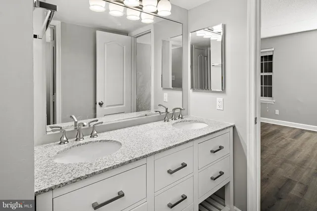 $2,250 | 3844 Chesterwood Drive, Unit 3844, Silver Spring, MD 20906