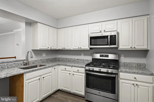 $2,250 | 3844 Chesterwood Drive, Unit 3844, Silver Spring, MD 20906