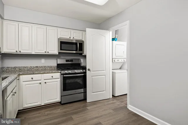 $2,250 | 3844 Chesterwood Drive, Unit 3844, Silver Spring, MD 20906