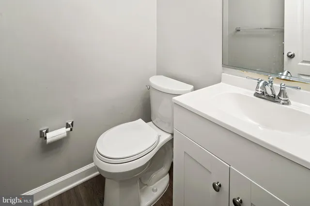 $2,250 | 3844 Chesterwood Drive, Unit 3844, Silver Spring, MD 20906