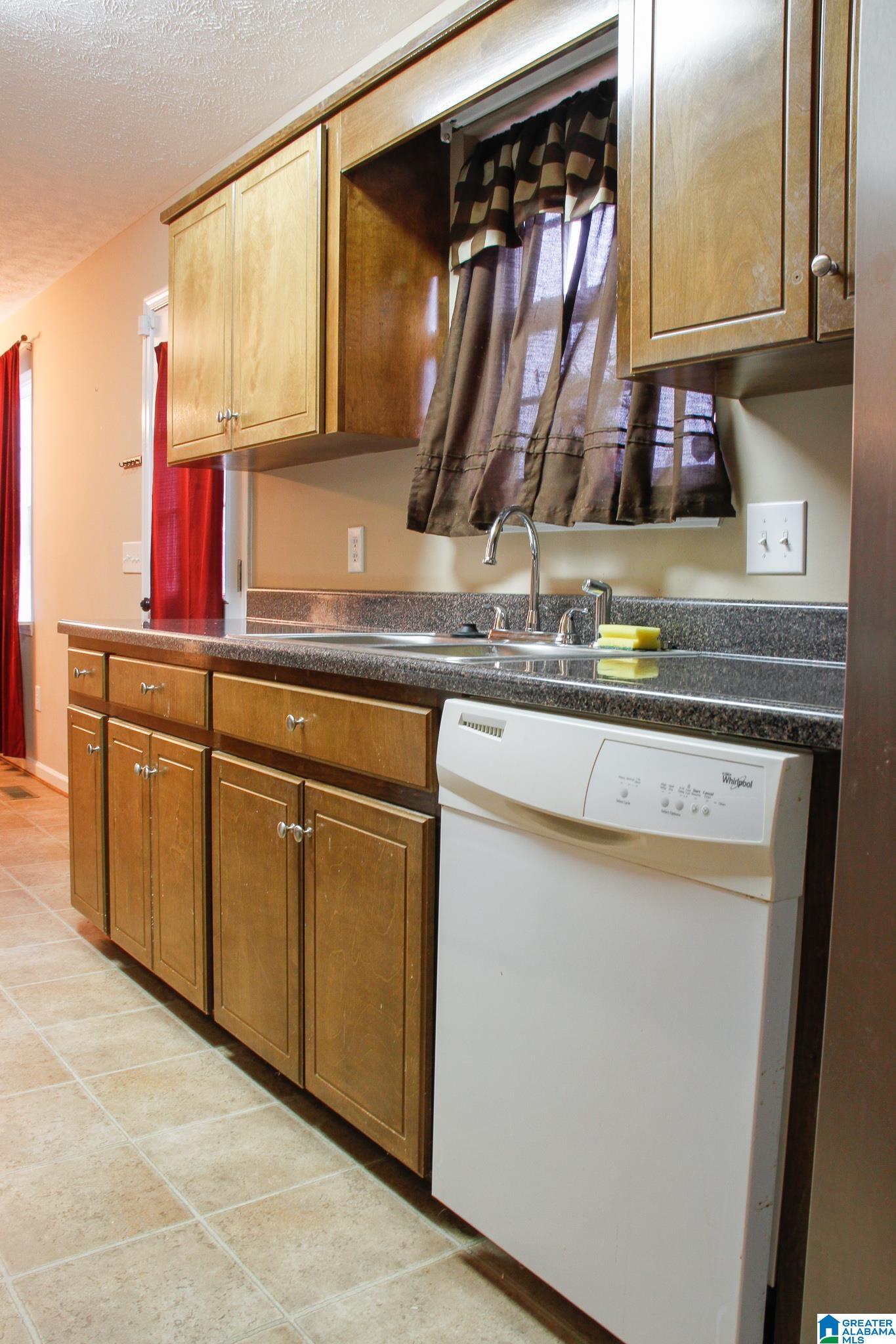 480 Bailey Road Weaver, AL 36277 - Photo 2 of 23