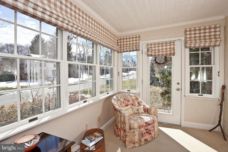 635 Yarmouth Road Towson, MD 21286 - Photo 7 of 20 Solarium