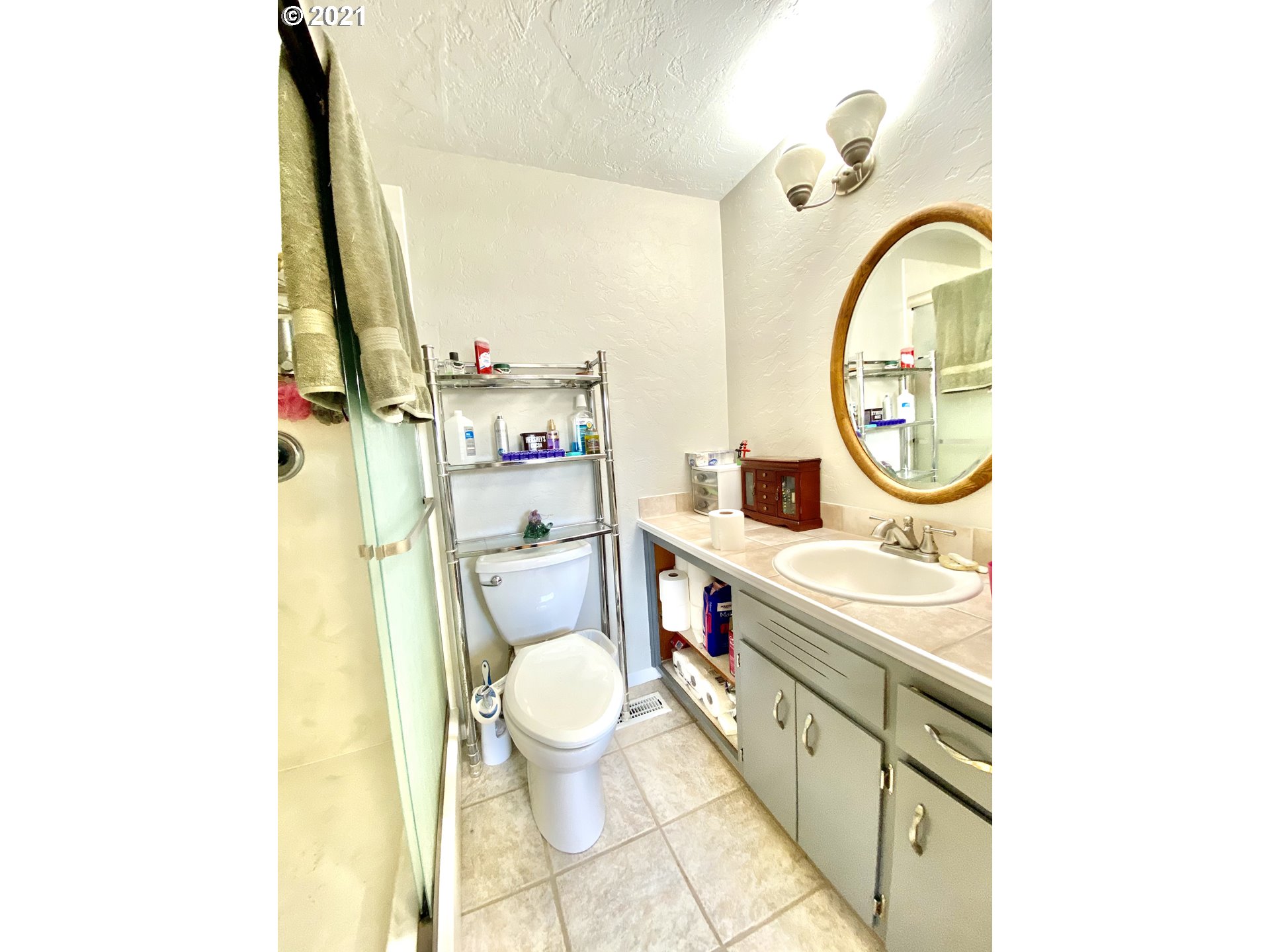 2560 North 23rd Street Springfield, OR 97477 - Photo 23 of 29 Gallery Image 23