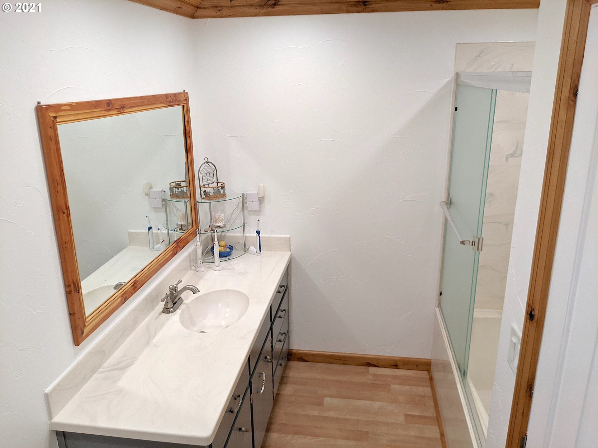 2560 North 23rd Street Springfield, OR 97477 - Photo 24 of 29 Gallery Image 24