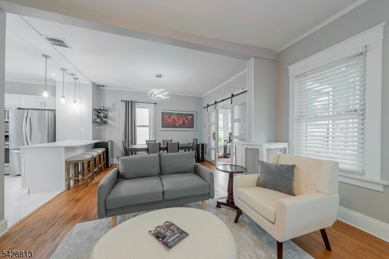 56 Woodside Road Maplewood, NJ 07040 - Photo 4 of 33