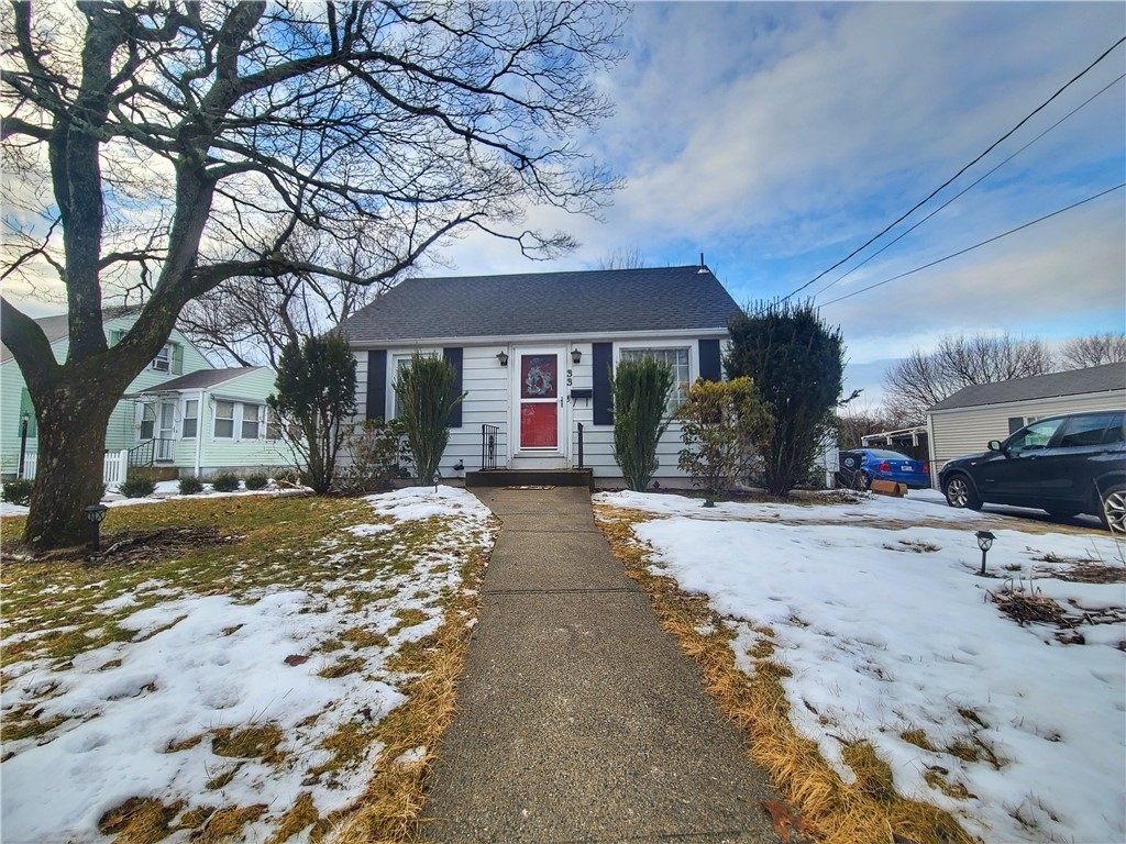 33 Hamilton Road Cranston, RI 02910 - Photo 3 of 15 Gallery Image 3