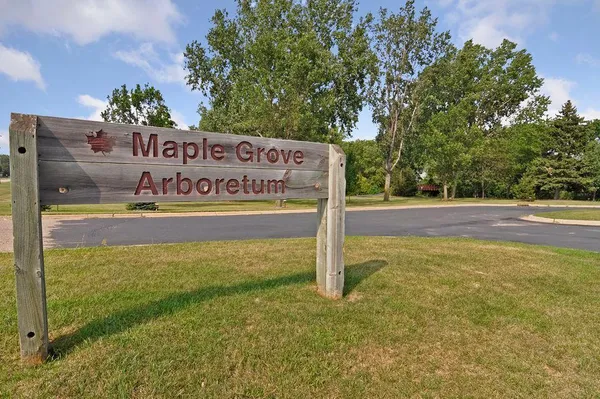 $550,000 | 11561 Yuma Lane North, Dayton, MN 55369