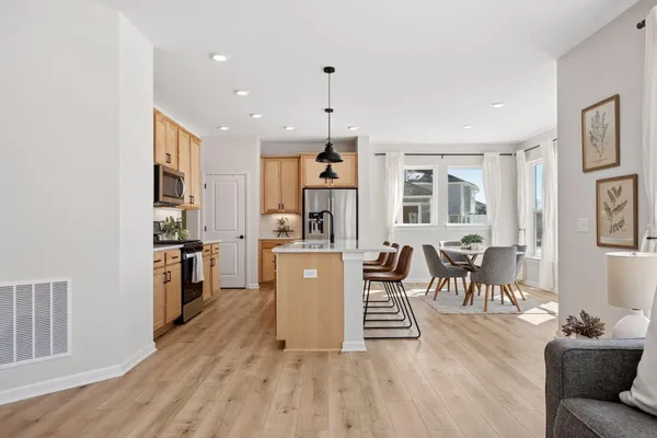 $550,000 | 11561 Yuma Lane North, Dayton, MN 55369