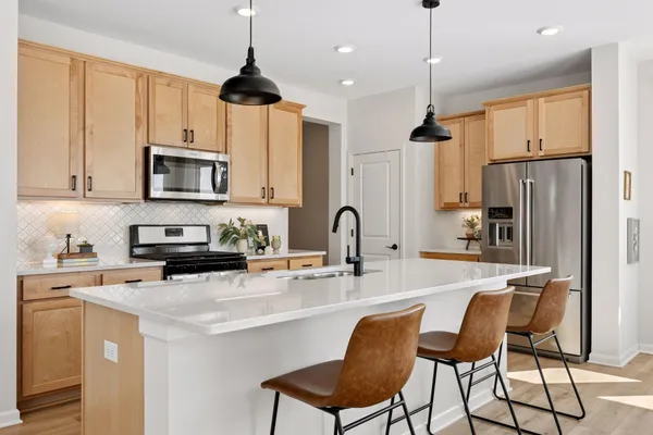 $550,000 | 11561 Yuma Lane North, Dayton, MN 55369