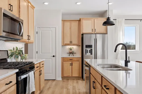 $550,000 | 11561 Yuma Lane North, Dayton, MN 55369