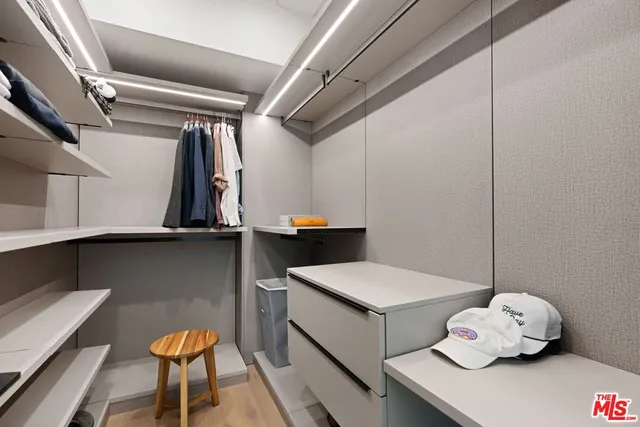 $3,095,000 | 303 Venice Way, Venice, CA 90291