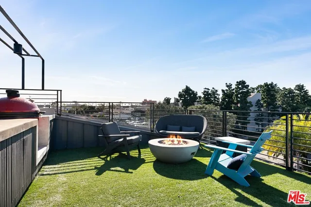 $3,095,000 | 303 Venice Way, Venice, CA 90291