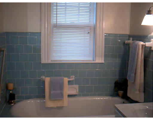 106 Beaconsfield Road Worcester, MA 01602 - Photo 9 of 16