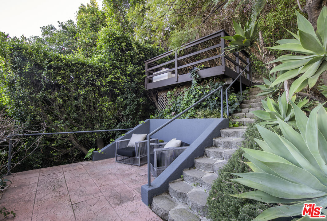 3625 Lowry Road Los Angeles, CA 90027 - Photo 31 of 35