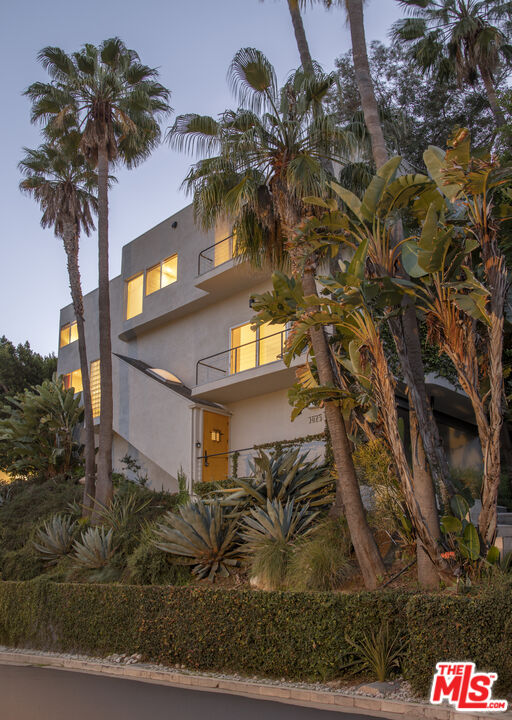 3625 Lowry Road Los Angeles, CA 90027 - Photo 8 of 35