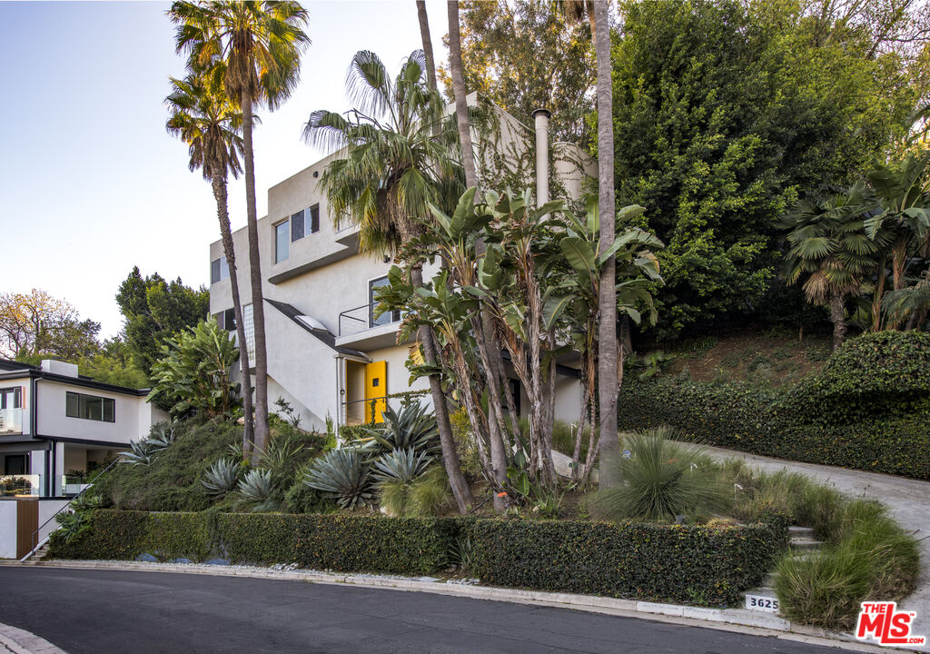 3625 Lowry Road Los Angeles, CA 90027 - Photo 9 of 35