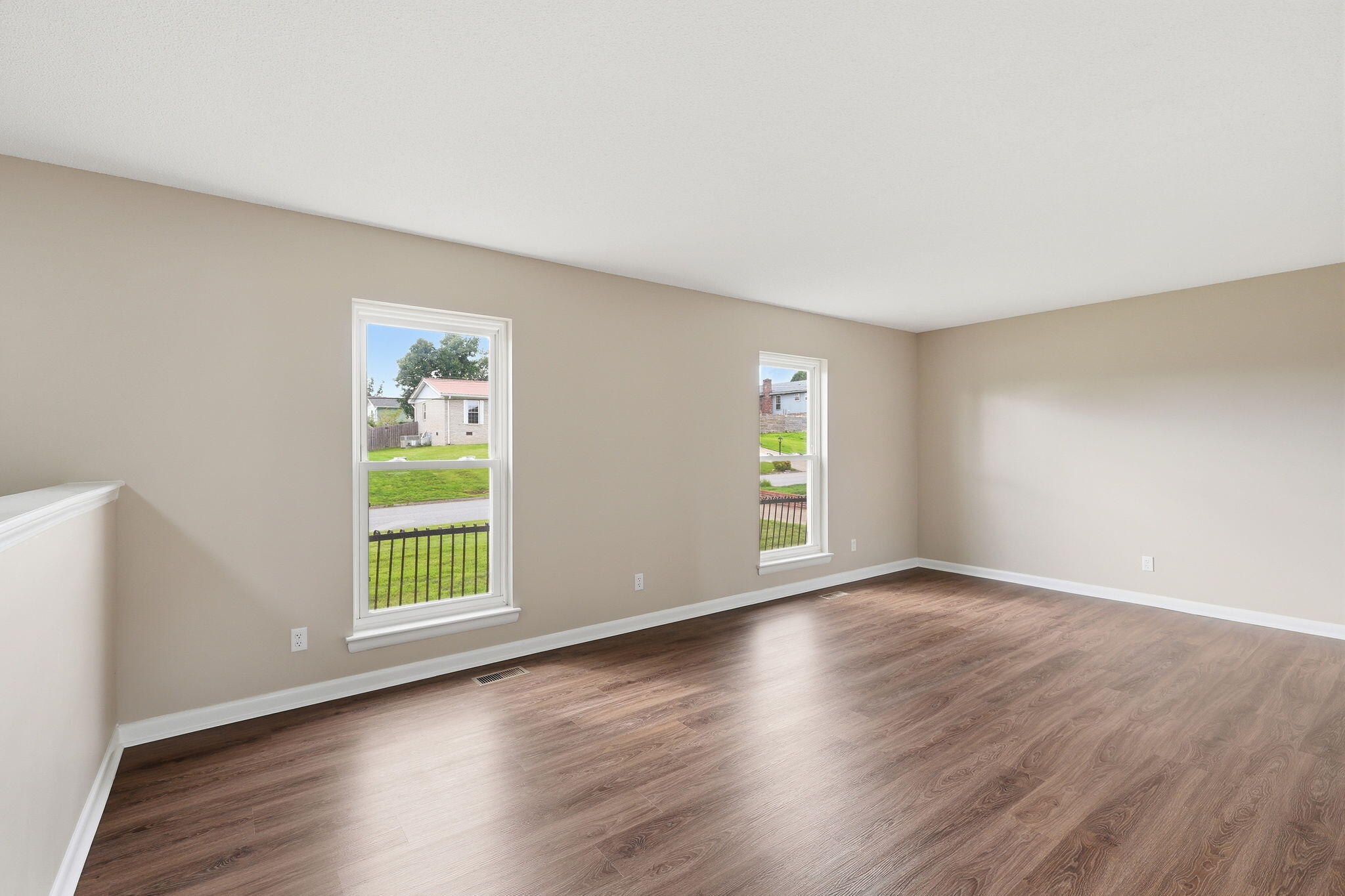 2802 St Lawrence Road Chattanooga, TN 37421 - Photo 6 of 34 11-web-or-mls-2802-st-lawrence-rd