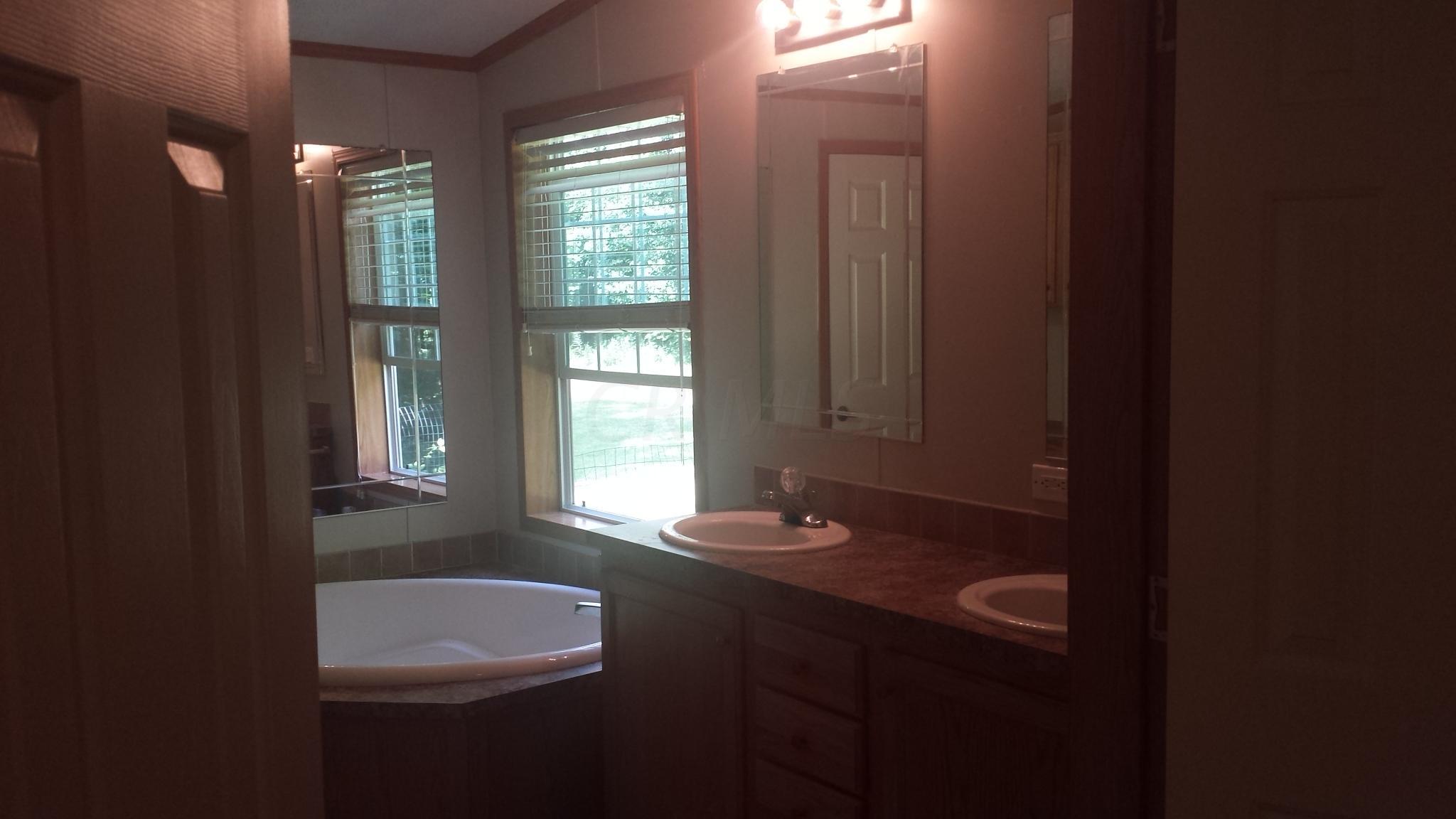 12897 Hatch Road Westerville, OH 43082 - Photo 21 of 35 Gallery Image 21