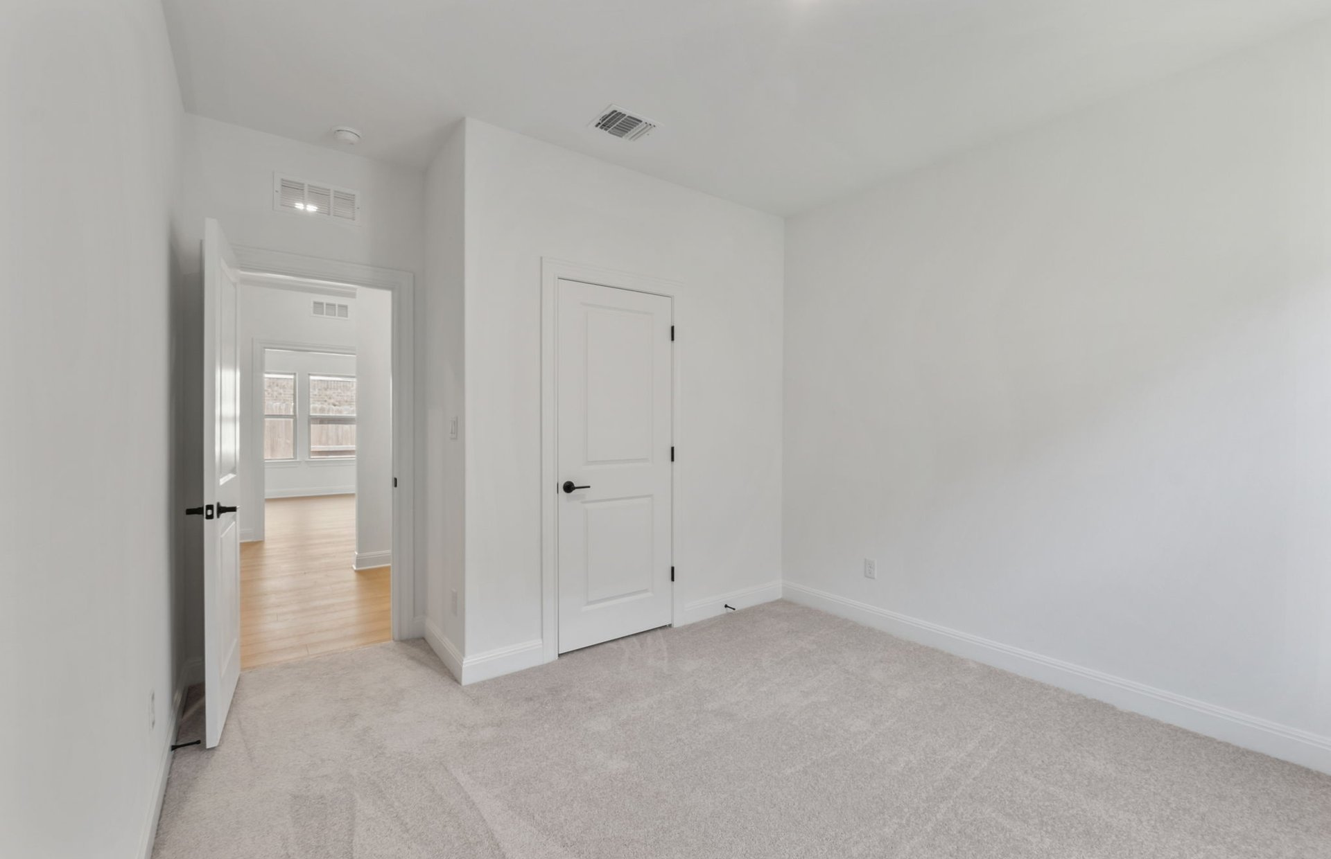 800 Crescent View Drive Georgetown, TX 78628 - Photo 11 of 36