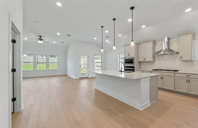 $494,900 | 800 Crescent View Drive, Georgetown, TX 78628