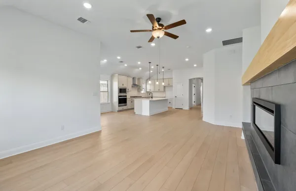 $494,900 | 800 Crescent View Drive, Georgetown, TX 78628