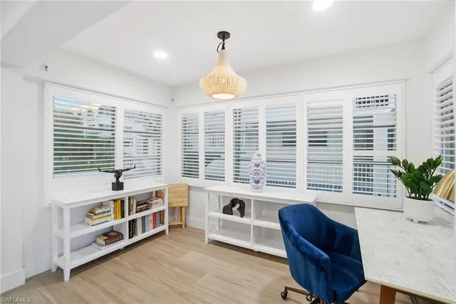 $720,000 | 1100 8th Avenue South, Unit 206C, Naples, FL 34102