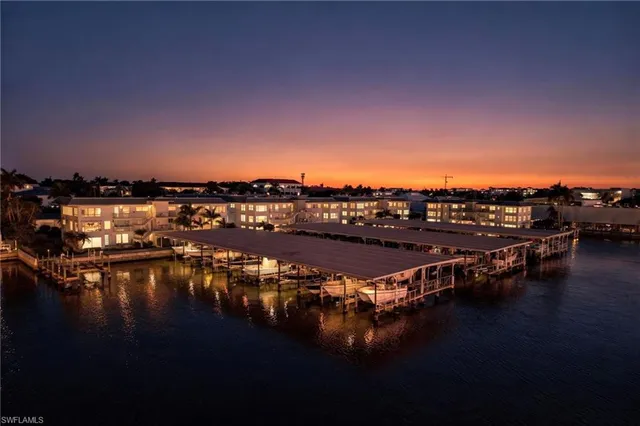 $720,000 | 1100 8th Avenue South, Unit 206C, Naples, FL 34102