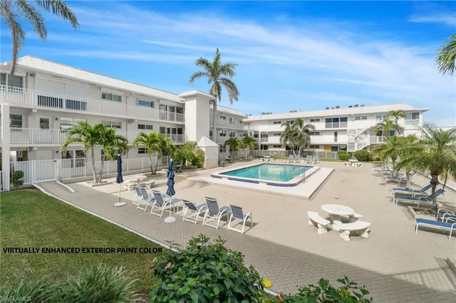 $720,000 | 1100 8th Avenue South, Unit 206C, Naples, FL 34102