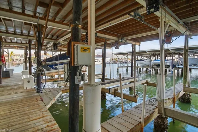 $720,000 | 1100 8th Avenue South, Unit 206C, Naples, FL 34102