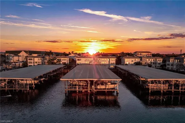 $720,000 | 1100 8th Avenue South, Unit 206C, Naples, FL 34102