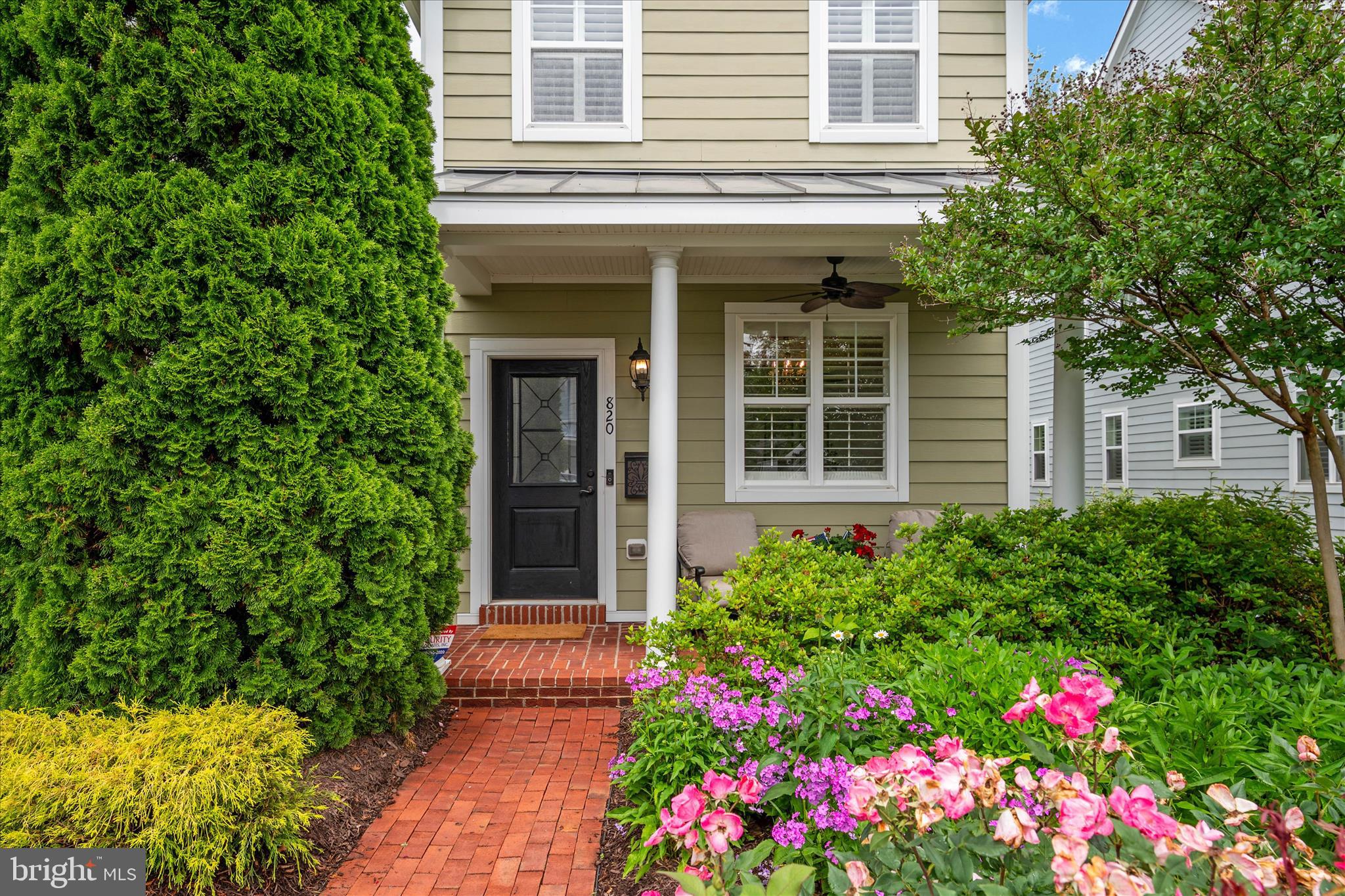 820 Bay Ridge Avenue Annapolis, MD 21403 - Photo 3 of 52