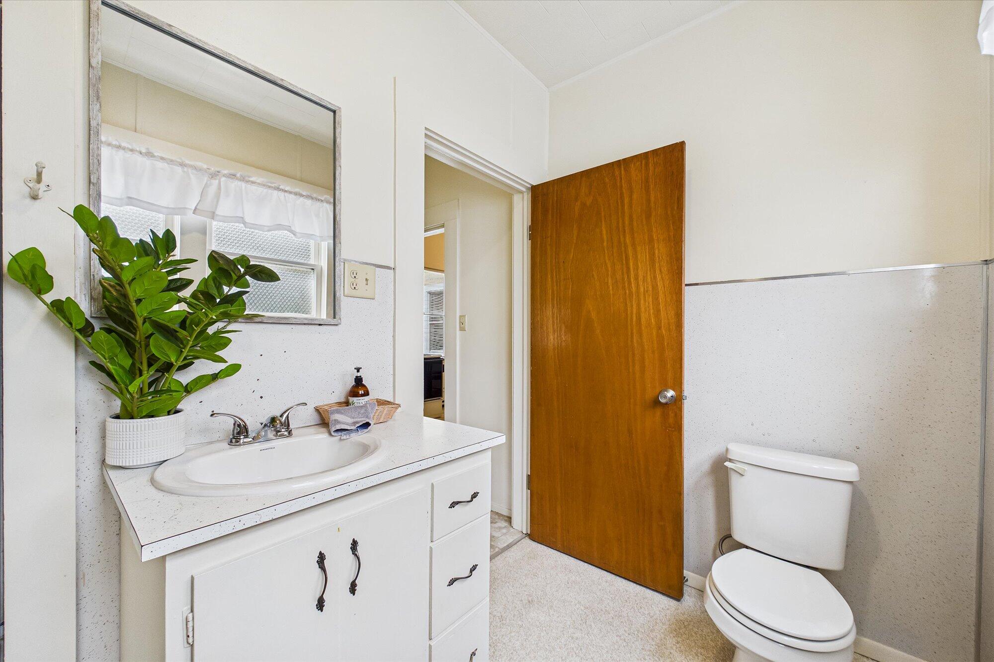 209 Monument Road Rio Dell, CA 95562 - Photo 19 of 34