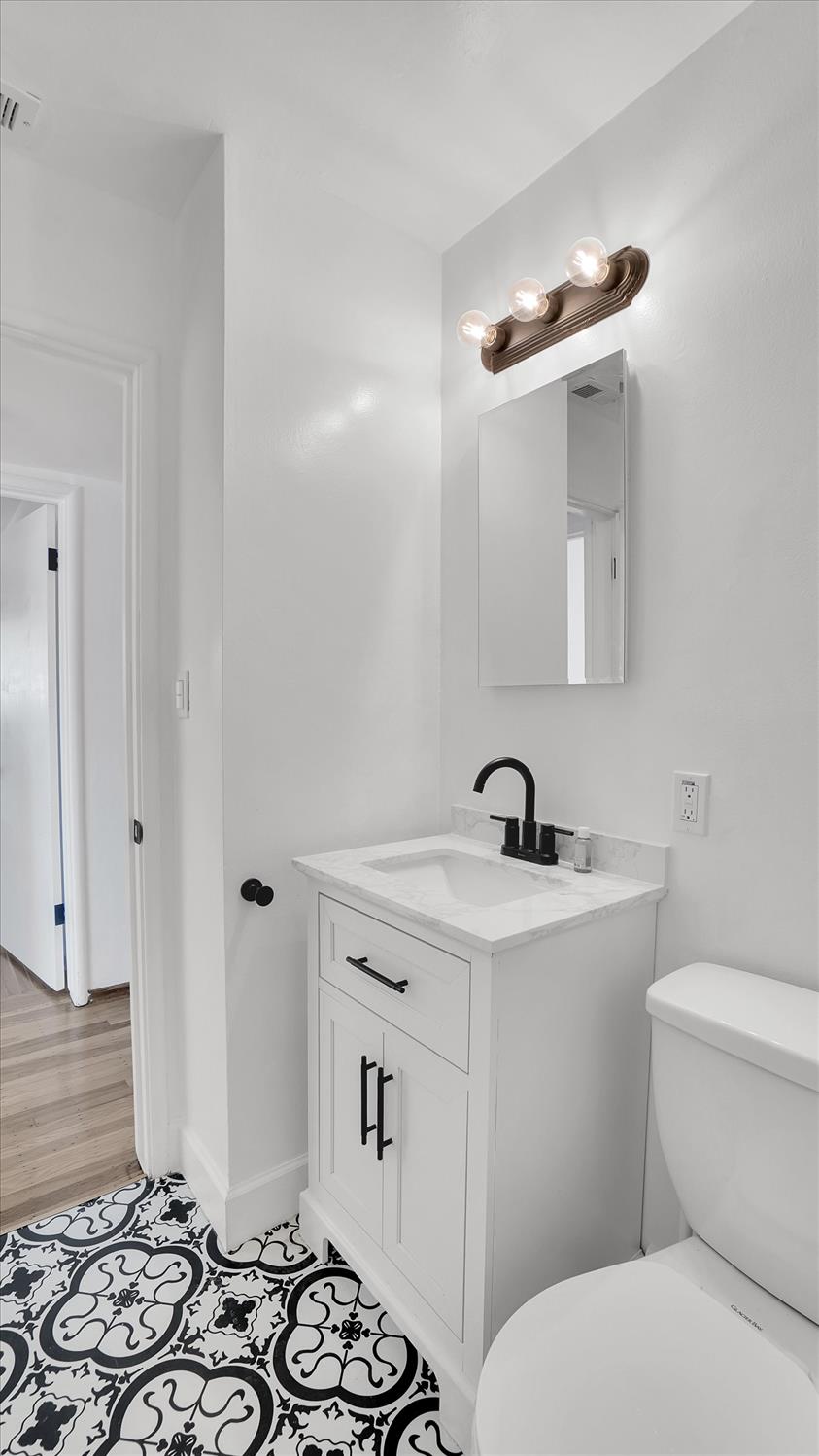 3543 Tarro Way Carmichael, CA 95608 - Photo 24 of 42 a bathroom with a sink a toilet and shower