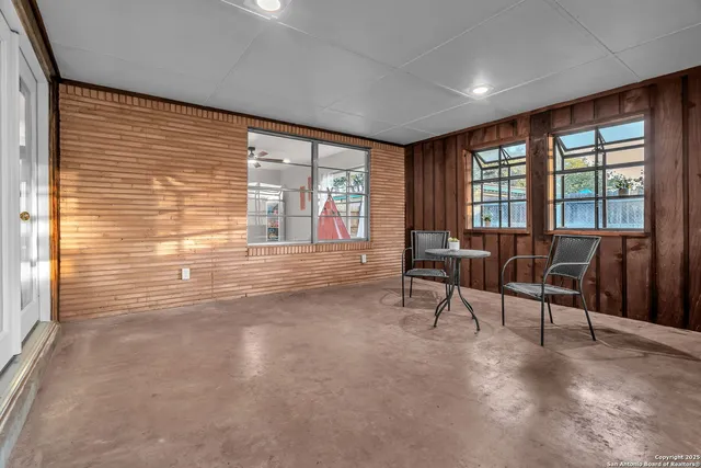 $470,000 | 212 Atwater Drive, Castle Hills, TX 78213