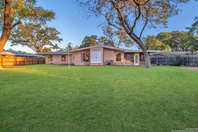 $470,000 | 212 Atwater Drive, Castle Hills, TX 78213