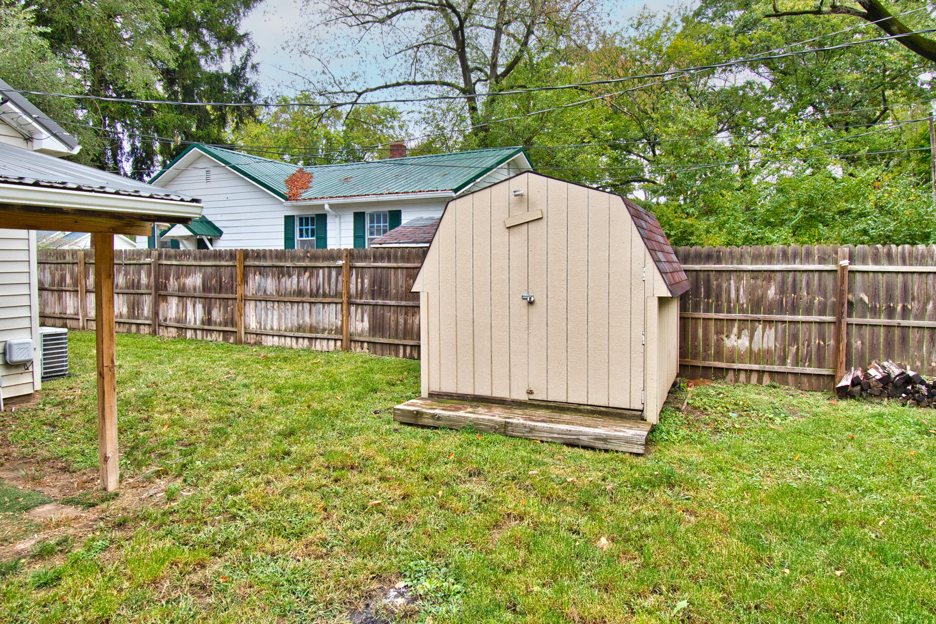 1522 Cherry Street Niles, MI 49120 - Photo 5 of 35 DSC_9760