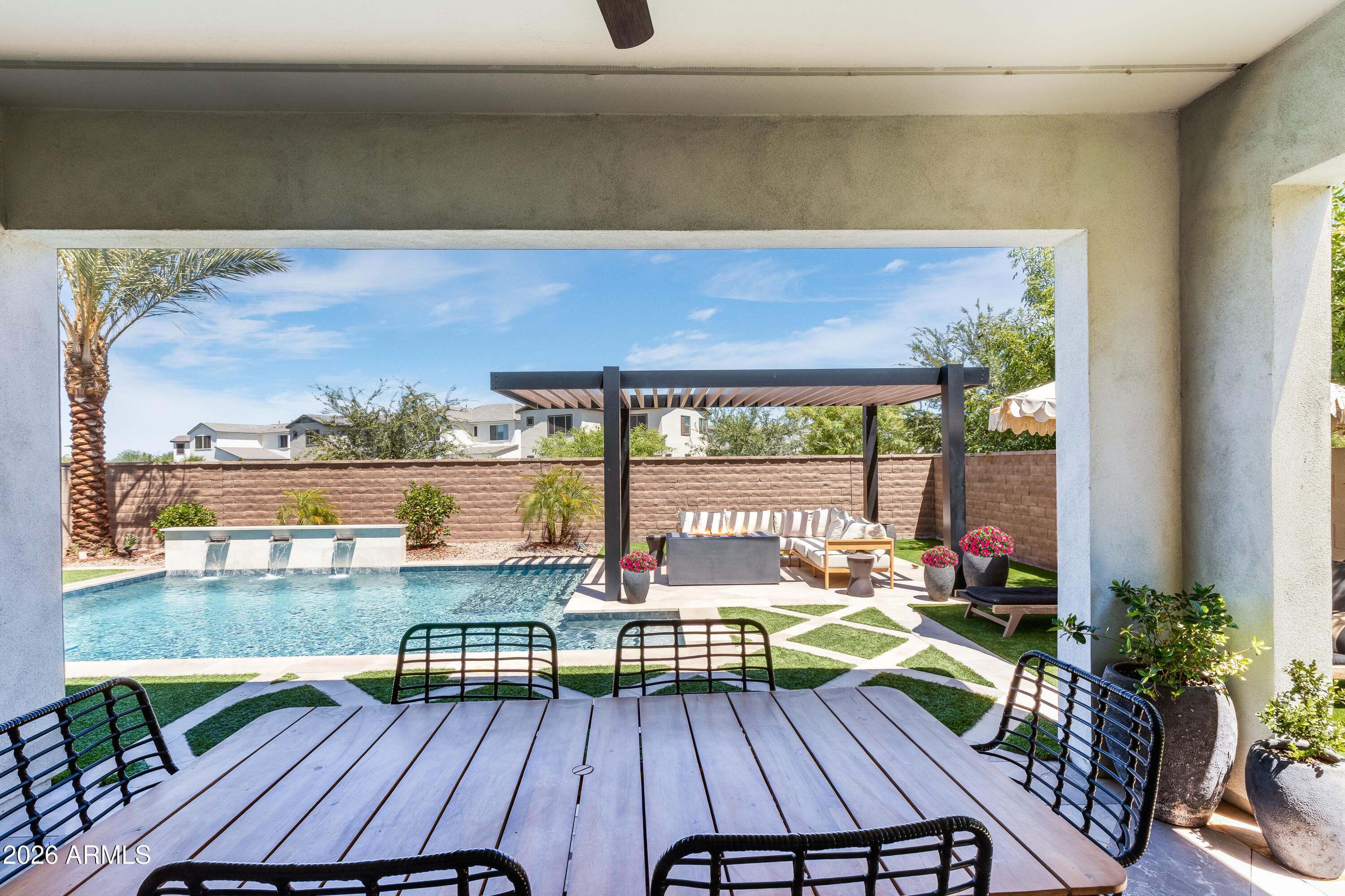 1454 East Rakestraw Lane Gilbert, AZ 85298 - Photo 2 of 27 Stunning yard